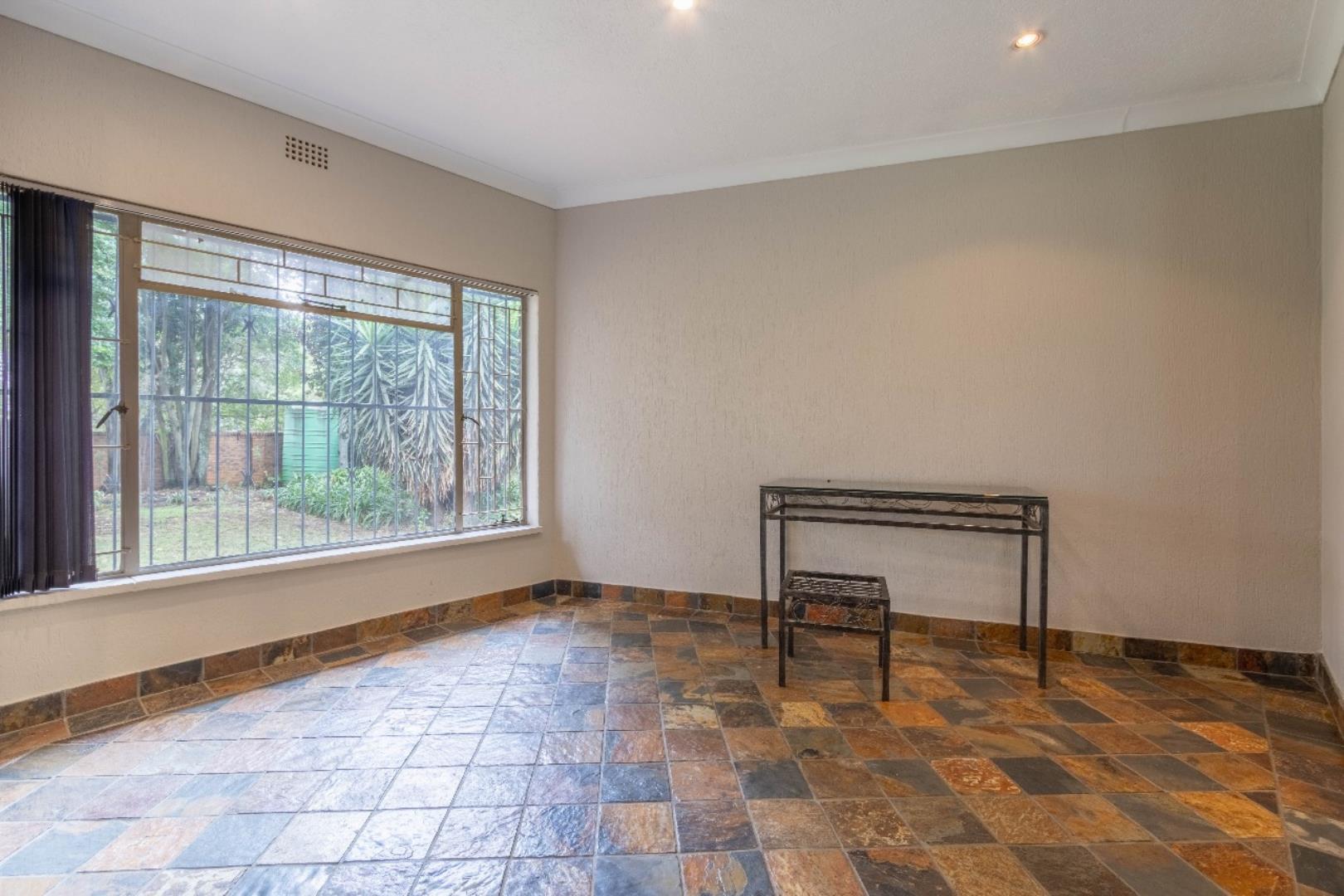 7 Bedroom Farm for Sale - Gauteng