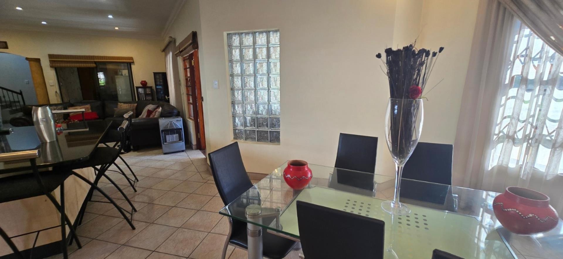 4 Bedroom House for Sale - Gauteng