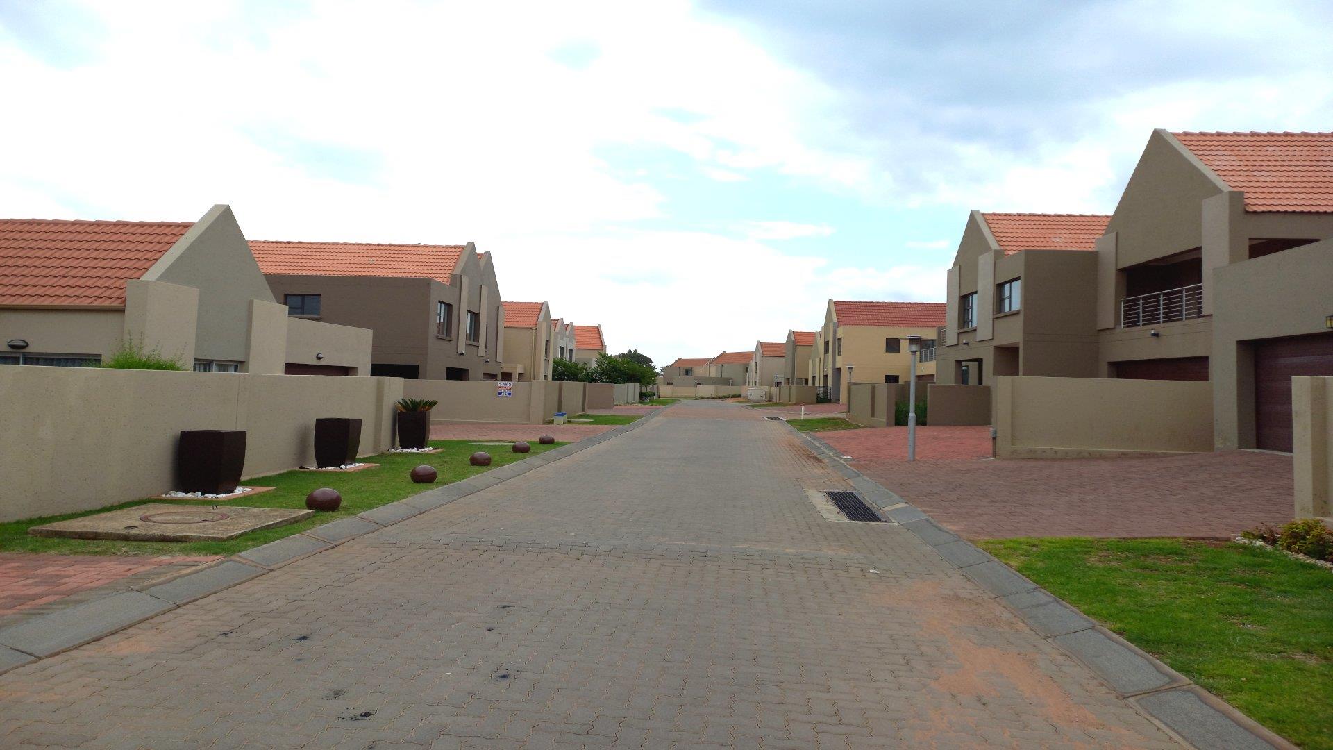 3 Bedroom Cluster for Sale - Gauteng