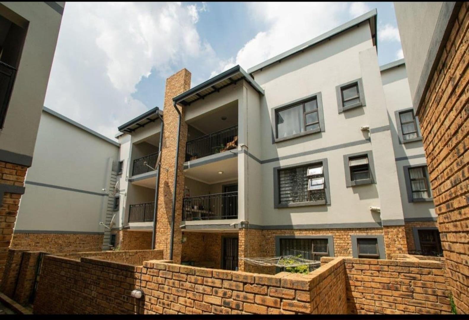 2 Bedroom Apartment for Sale - Gauteng